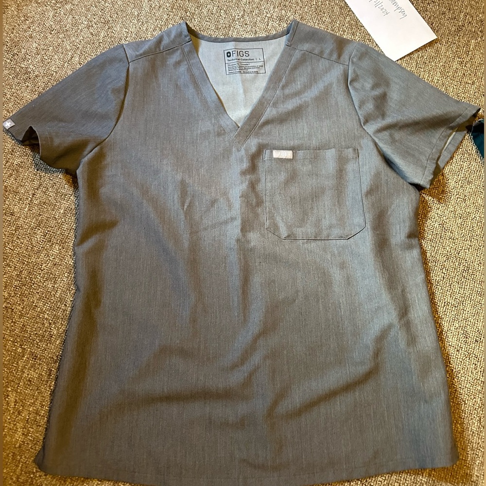 Figs graphite one pocket top L
